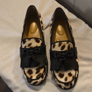 Talbots Leopard Print Loafers with Black Tassels Size 6M